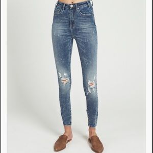 ONETeaspoon . Super high rise jeans.